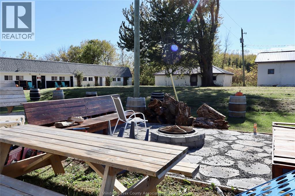 1081 West Shore Road, Pelee Island, Ontario N0R 1M0 - Photo 8 - 25027872