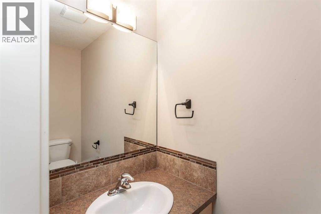 5422 49 Avenue, Lacombe, Alberta  T4L 1S6 - Photo 17 - A2266591