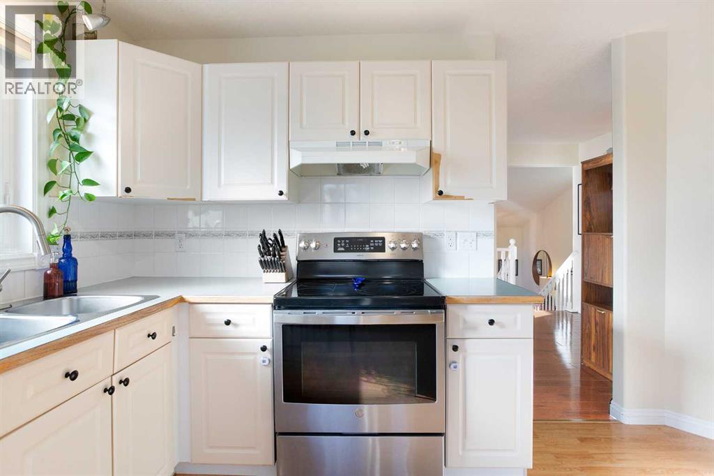 214 Canals Boulevard Sw, Airdrie, Alberta  T4B 2L8 - Photo 3 - A2267485