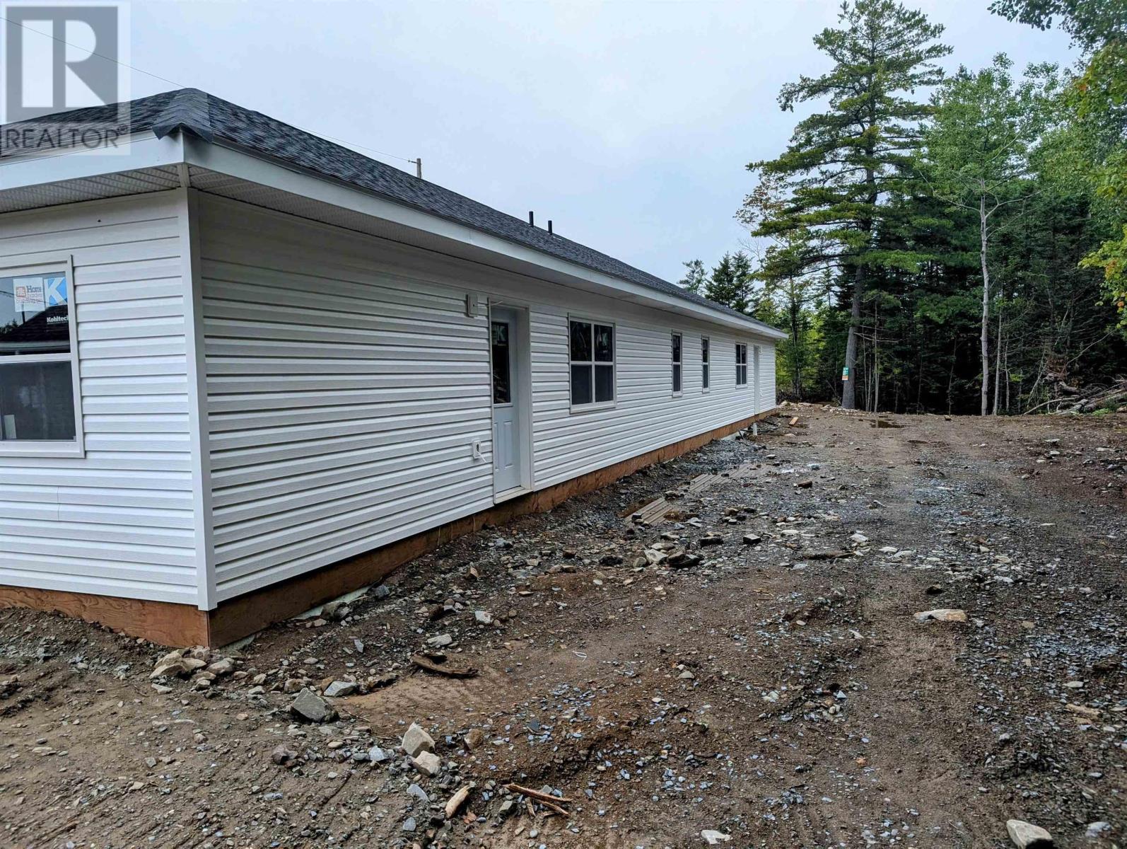 8 Shadebush Walk, Upper Sackville, Nova Scotia  B4E 0X8 - Photo 4 - 202521257