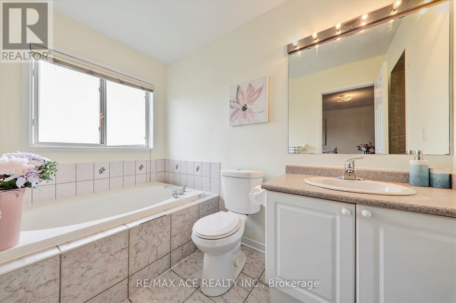 31 Cherryplum Way, Brampton, Ontario  L6S 6J4 - Photo 21 - W12508756