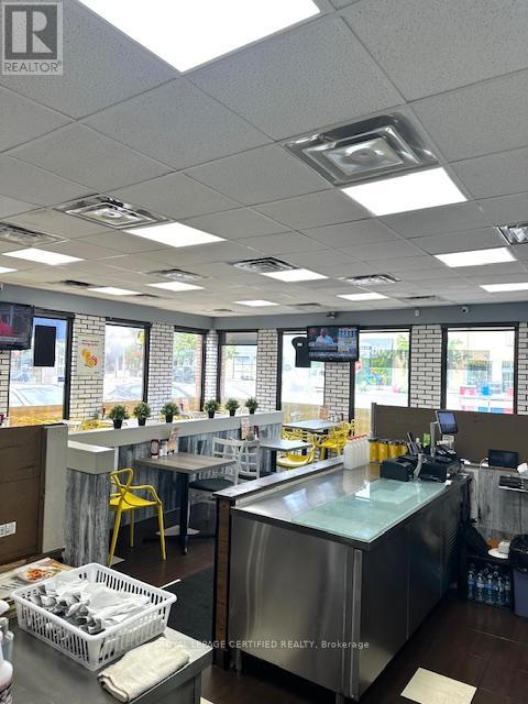 2947 A Bloor Street W, Toronto, Ontario  M8X 1B8 - Photo 4 - W12508766