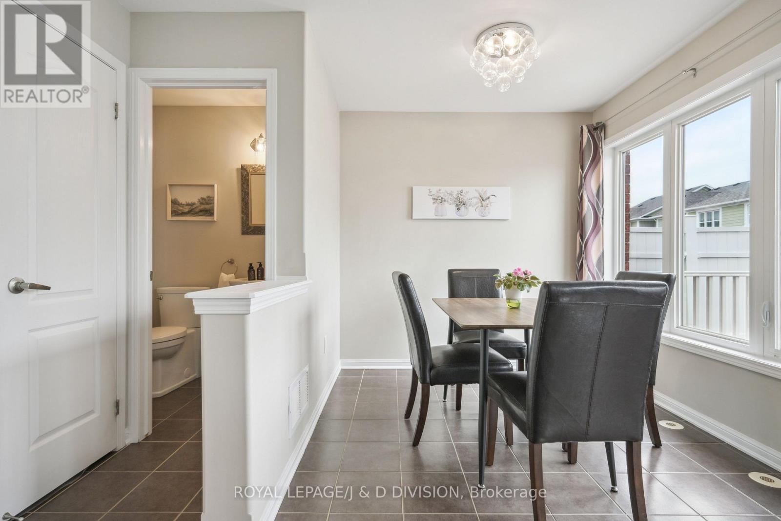 612 Sellers Path, Milton, Ontario  L9T 0P4 - Photo 11 - W12508804