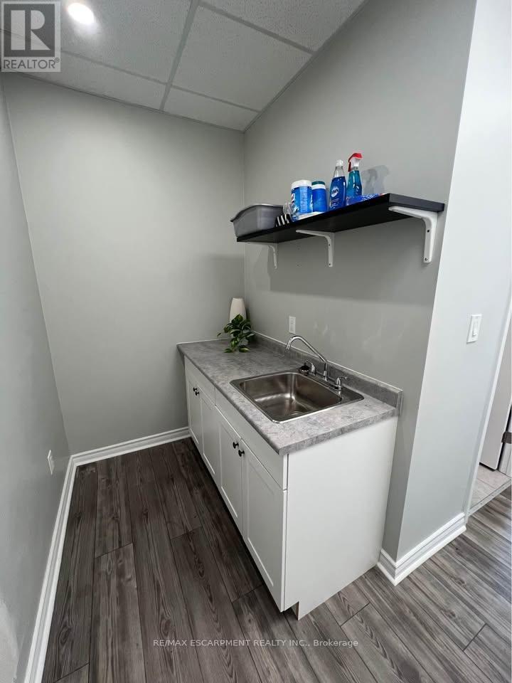 3325c Mainway, Burlington, Ontario  L7M 1A6 - Photo 8 - W12508812