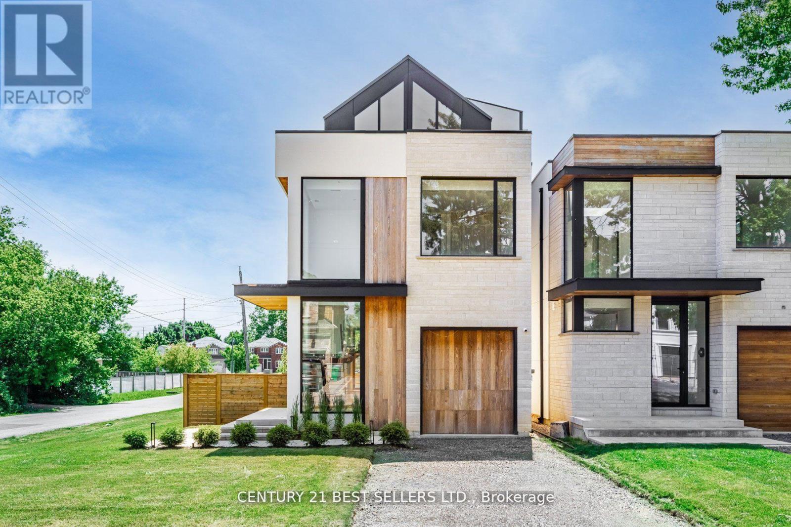 739 EBONY AVENUE, Mississauga, Ontario