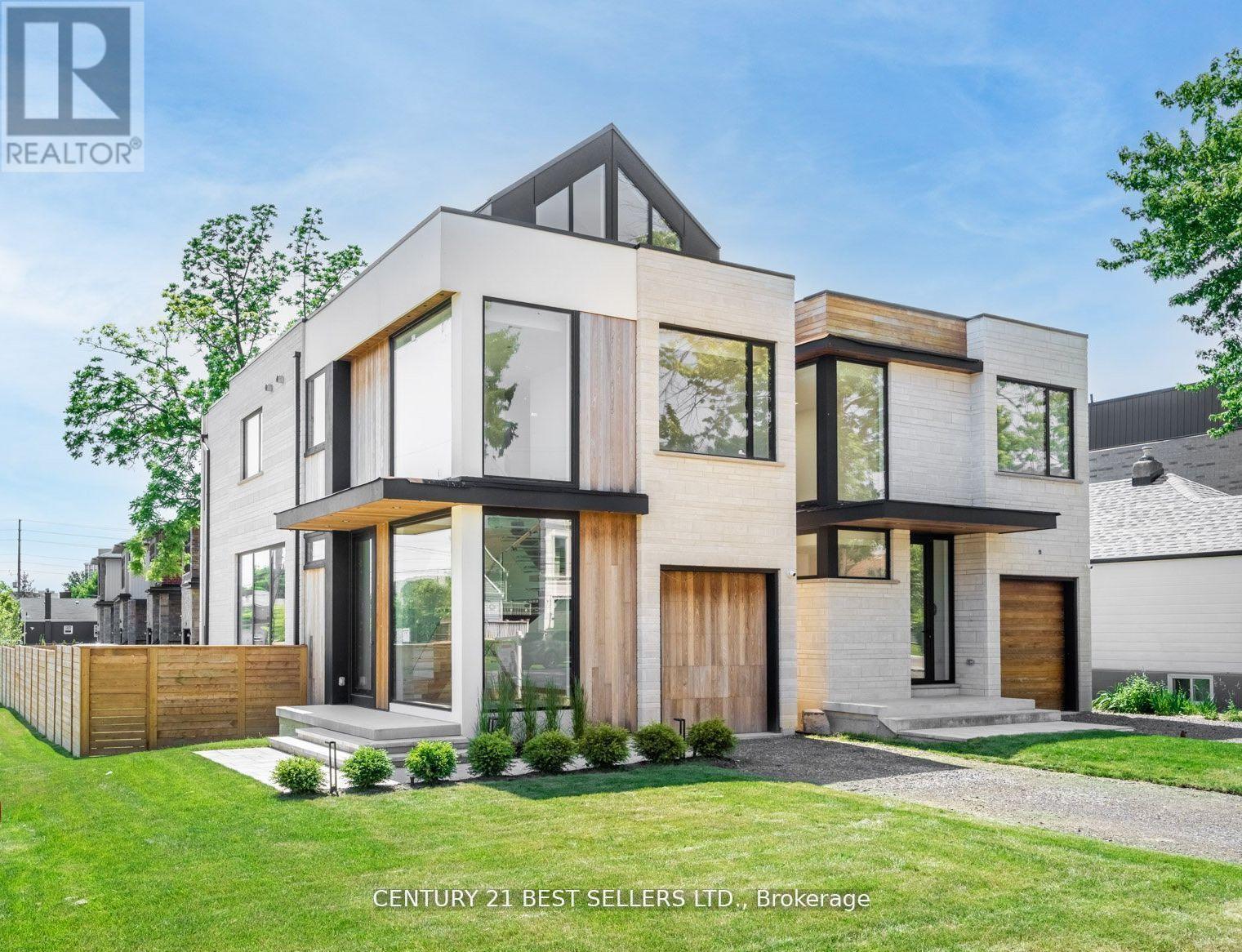 739 Ebony Avenue, Mississauga, Ontario  L5E 1V9 - Photo 3 - W12508850