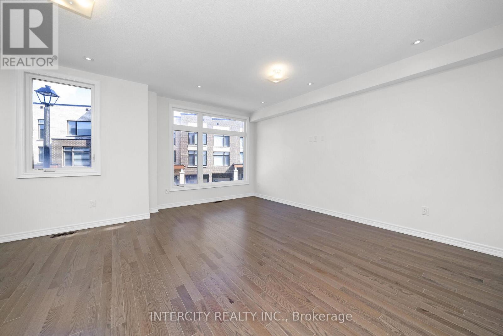 30 - 28 Queenpost Drive, Brampton, Ontario  L6Y 6L2 - Photo 15 - W12508860