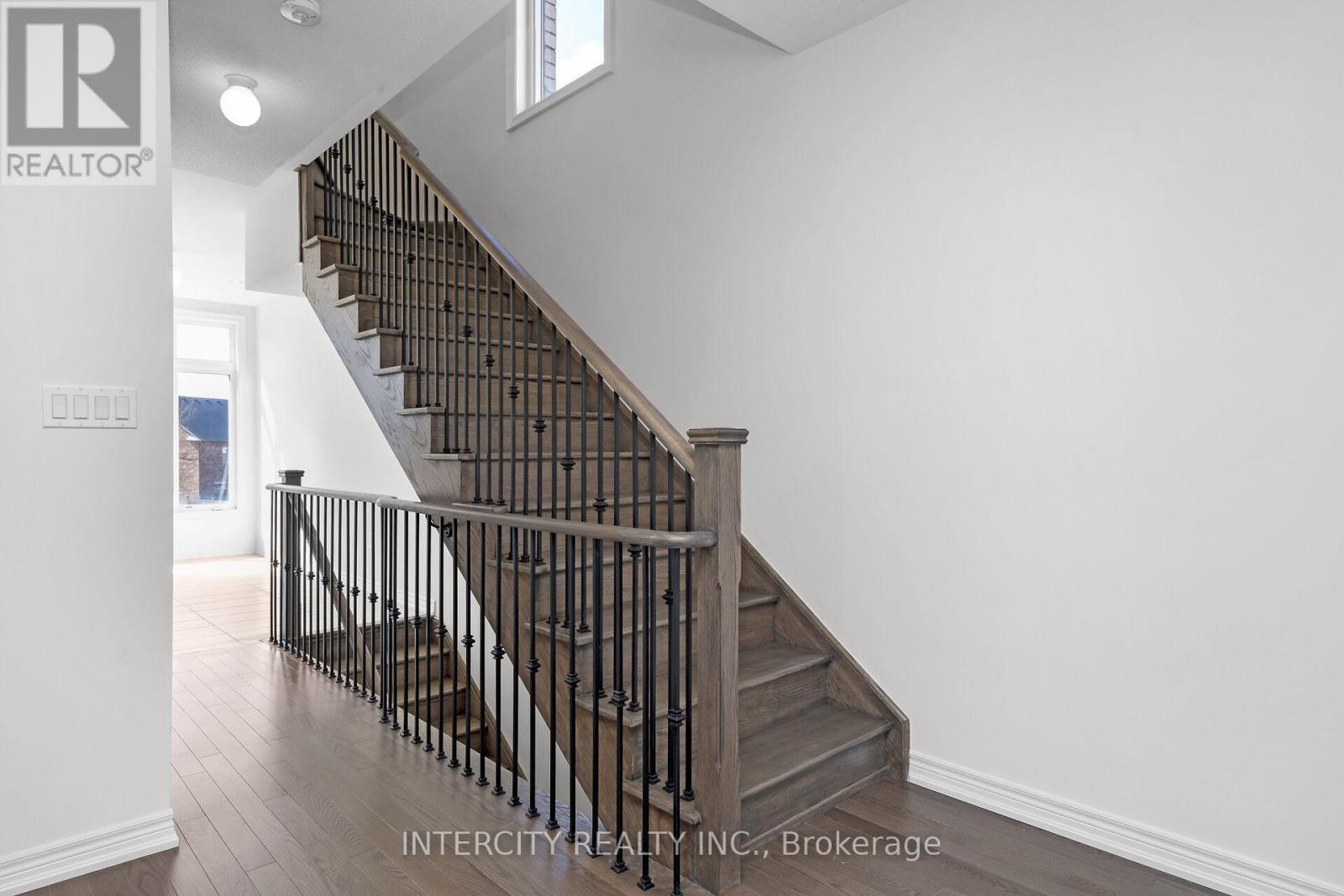 30 - 28 Queenpost Drive, Brampton, Ontario  L6Y 6L2 - Photo 20 - W12508860