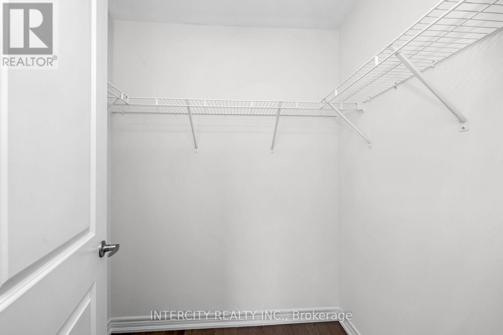 30 - 28 Queenpost Drive, Brampton, Ontario  L6Y 6L2 - Photo 24 - W12508860