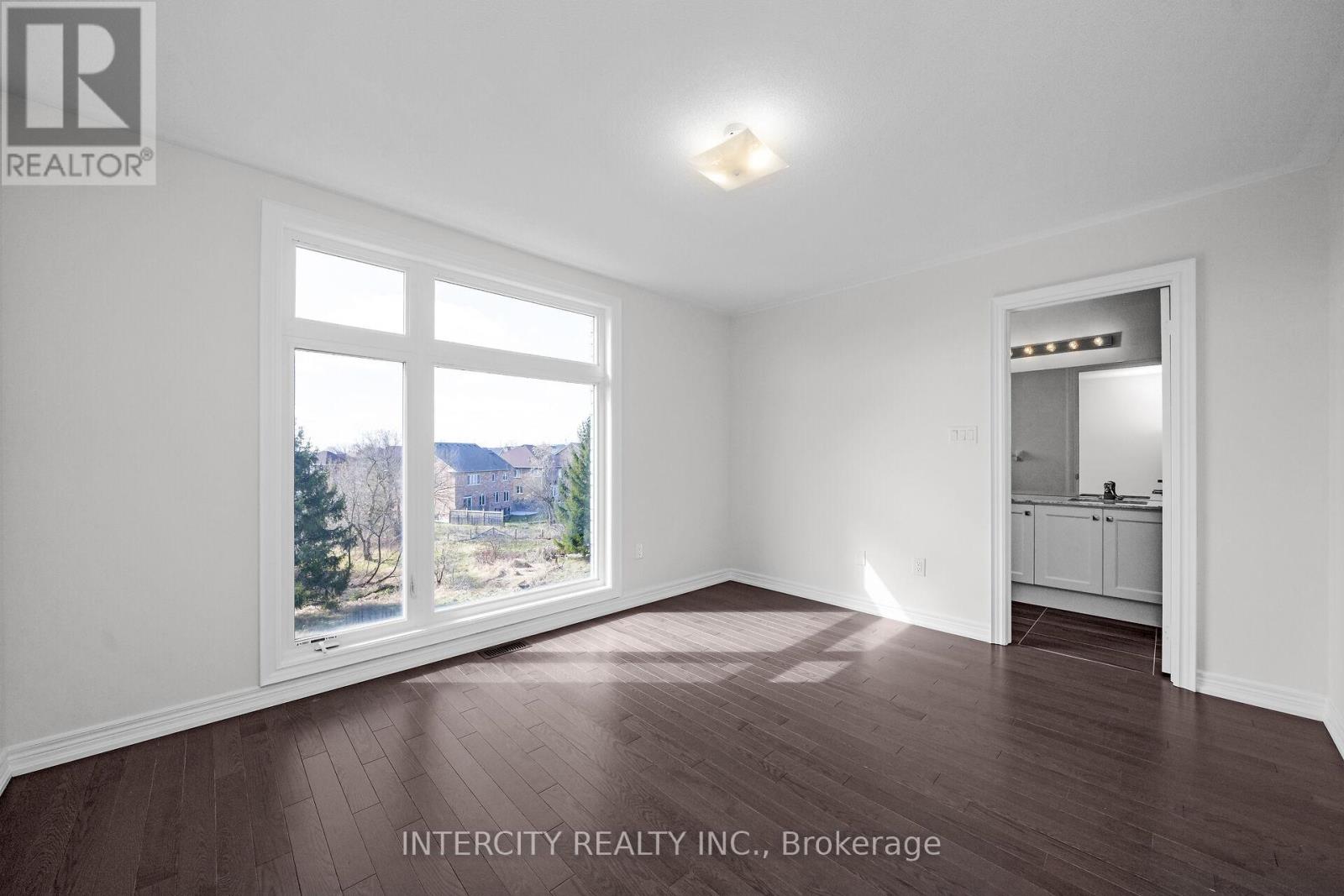 30 Queenpost Drive N, Brampton, Ontario  L6Y 6L2 - Photo 24 - W12508884