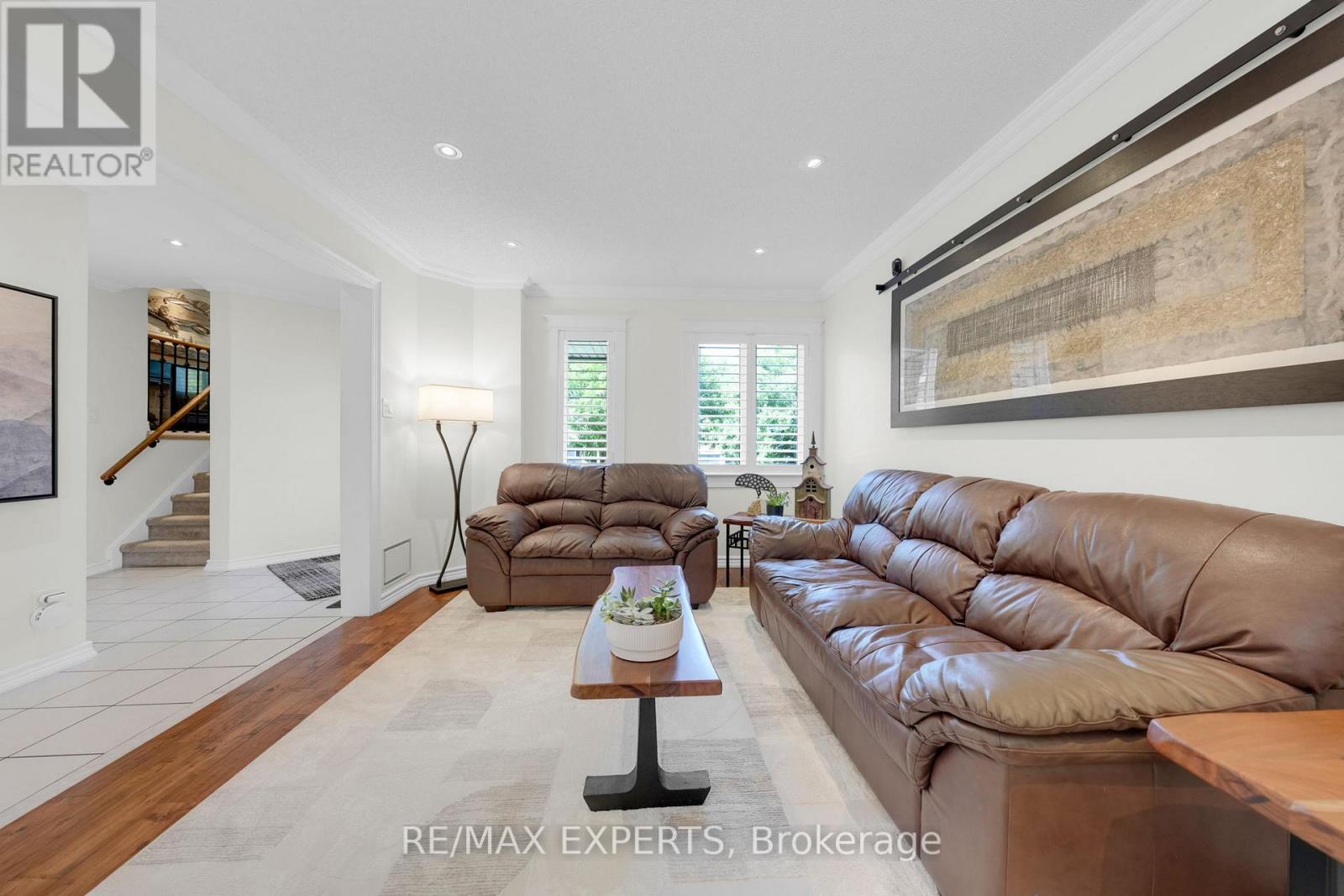 44 Sunkist Valley Road, Caledon, Ontario  L7E 1T1 - Photo 10 - W12508896