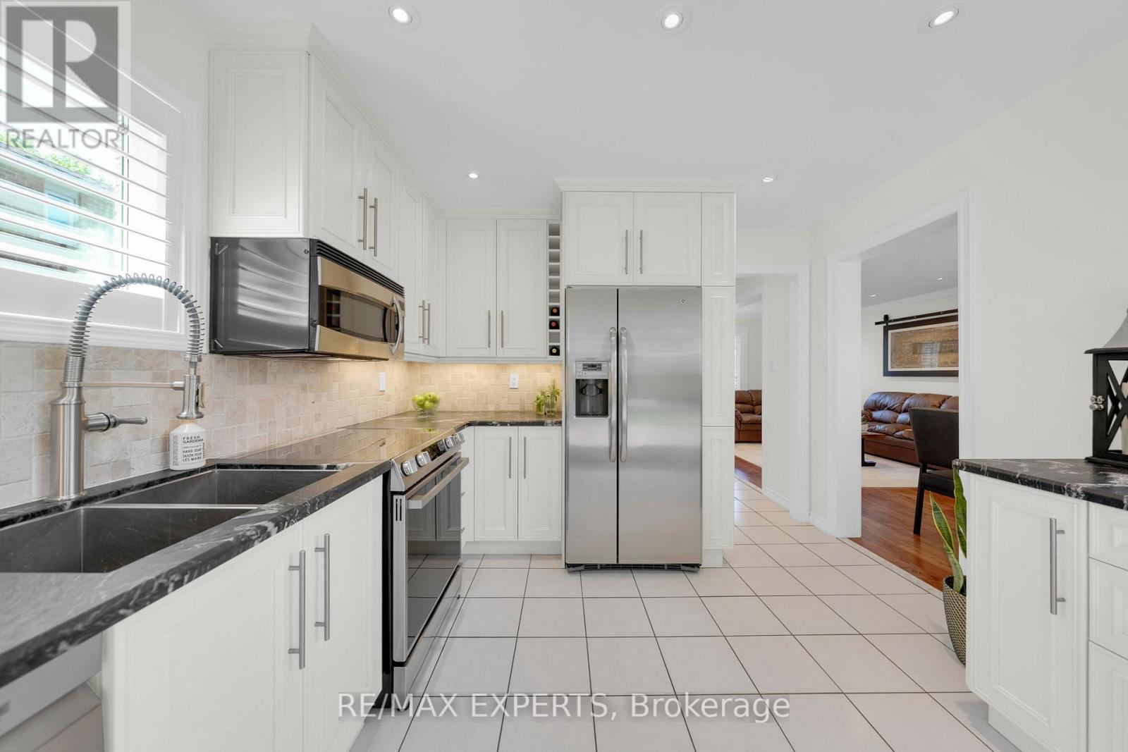 44 Sunkist Valley Road, Caledon, Ontario  L7E 1T1 - Photo 14 - W12508896