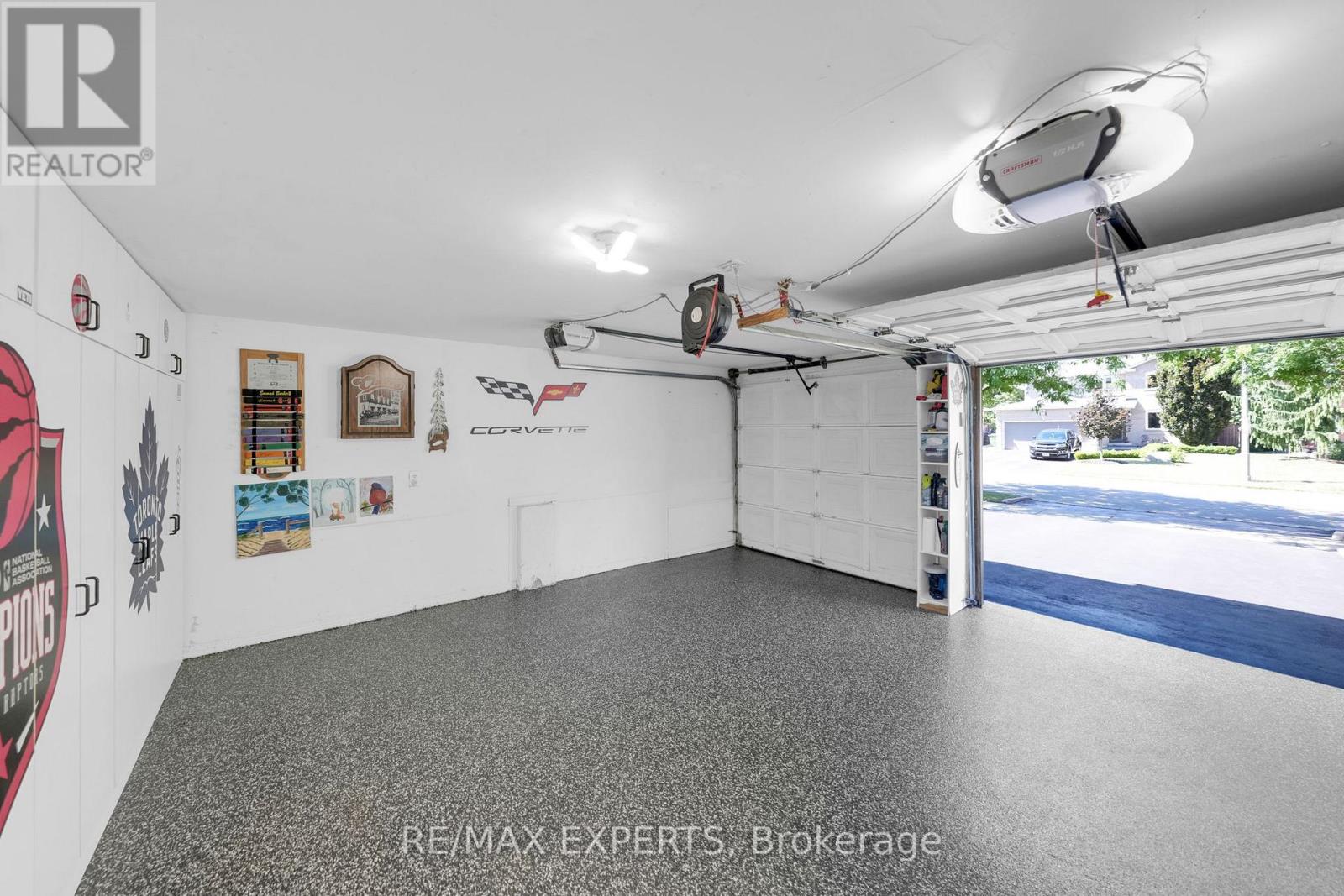 44 Sunkist Valley Road, Caledon, Ontario  L7E 1T1 - Photo 36 - W12508896