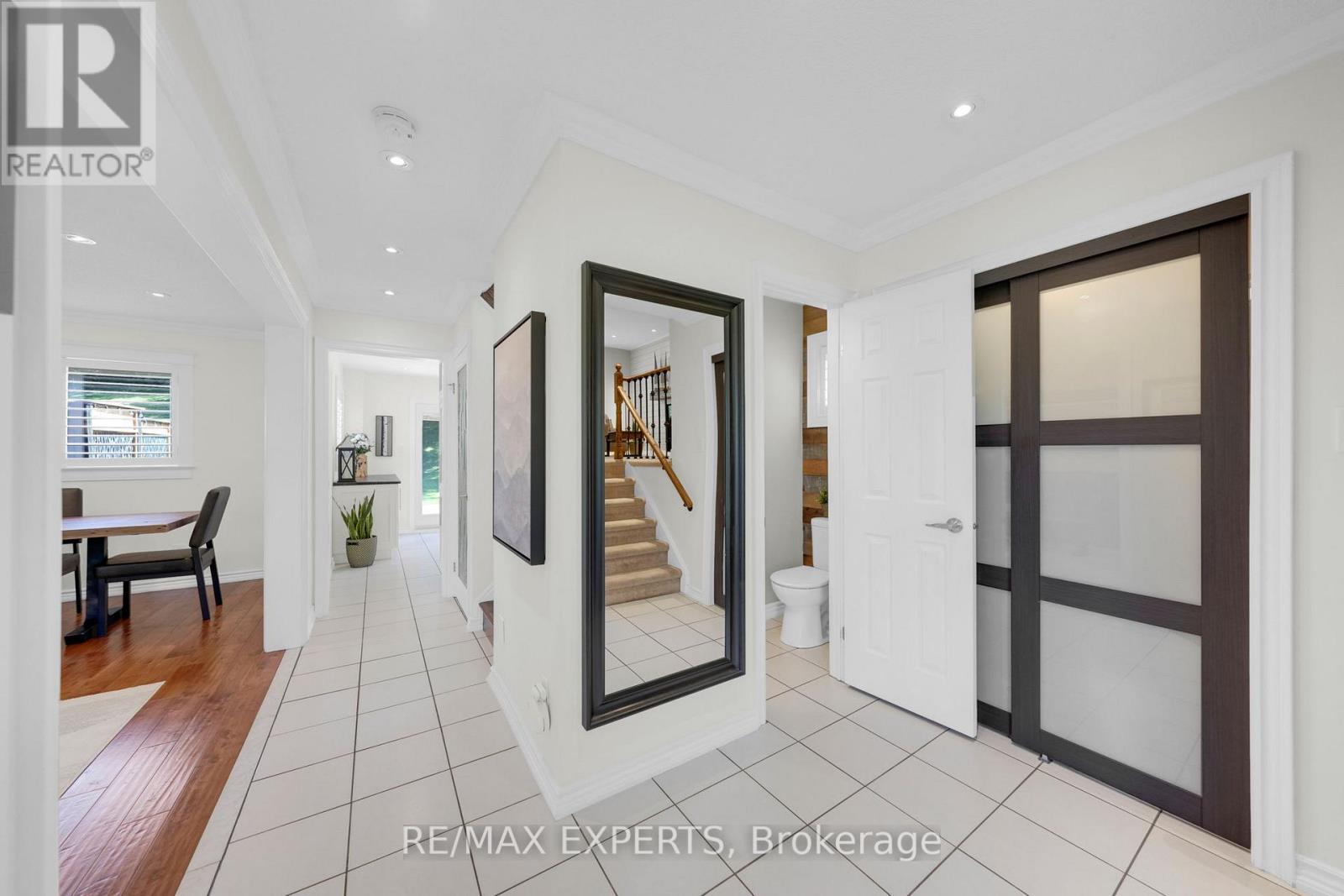 44 Sunkist Valley Road, Caledon, Ontario  L7E 1T1 - Photo 8 - W12508896