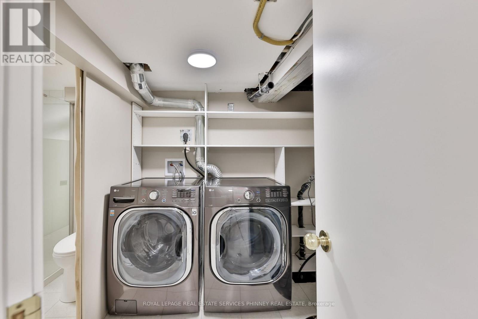 Lower - 47 Washington Avenue, Oakville, Ontario  L6K 1W5 - Photo 7 - W12508910