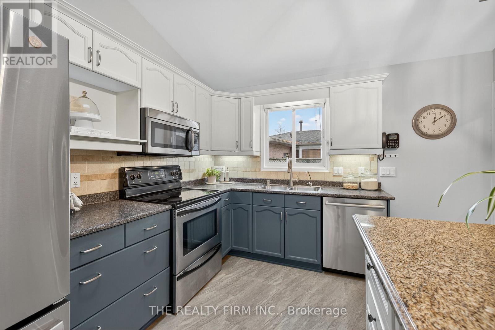 276 Ferndale Avenue, London South, Ontario  N6C 5K6 - Photo 12 - X12509040