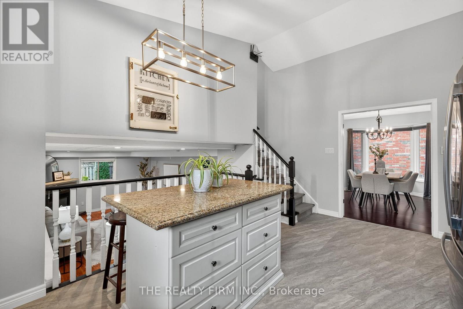 276 Ferndale Avenue, London South, Ontario  N6C 5K6 - Photo 14 - X12509040