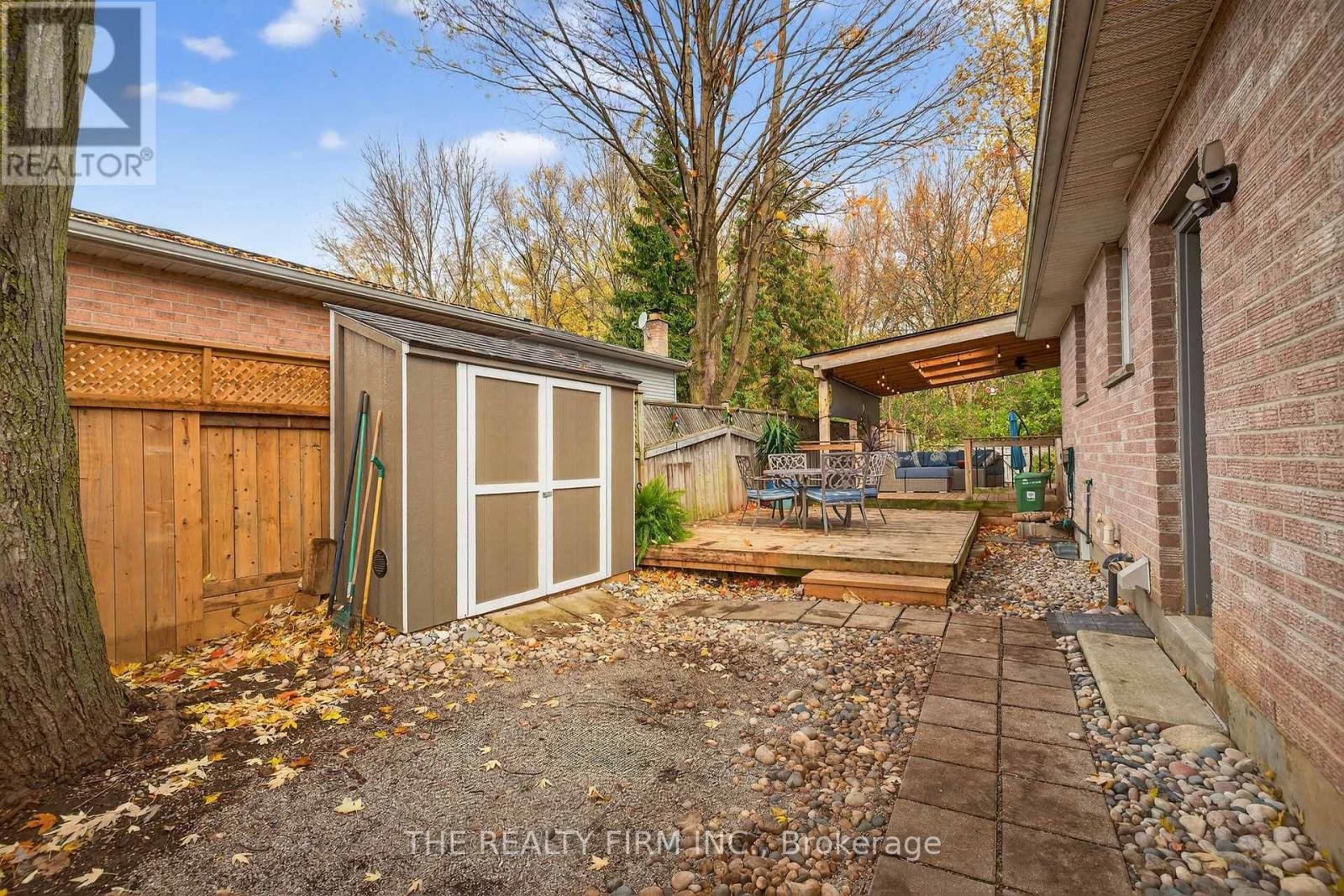 276 Ferndale Avenue, London South, Ontario  N6C 5K6 - Photo 35 - X12509040