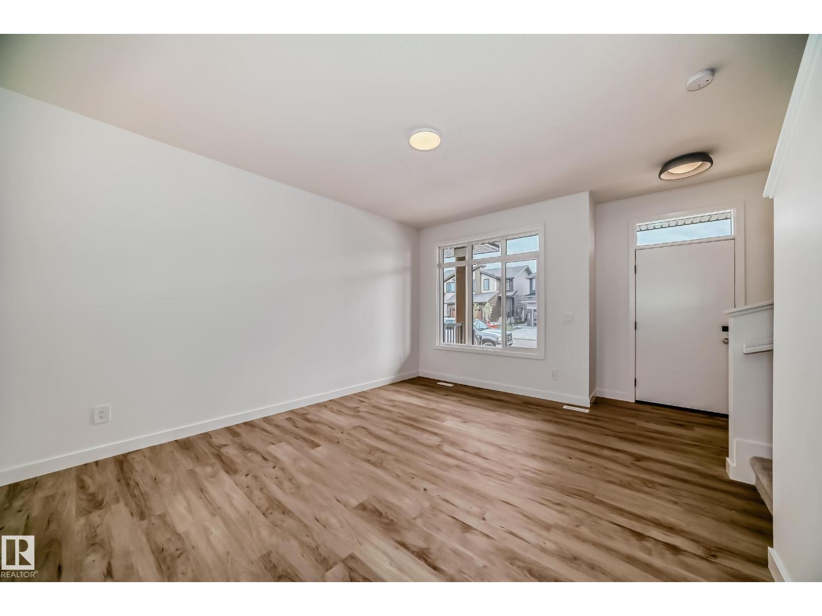 2130 Crossbill Ln Nw, Edmonton, Alberta  T5S 0W3 - Photo 2 - E4464686