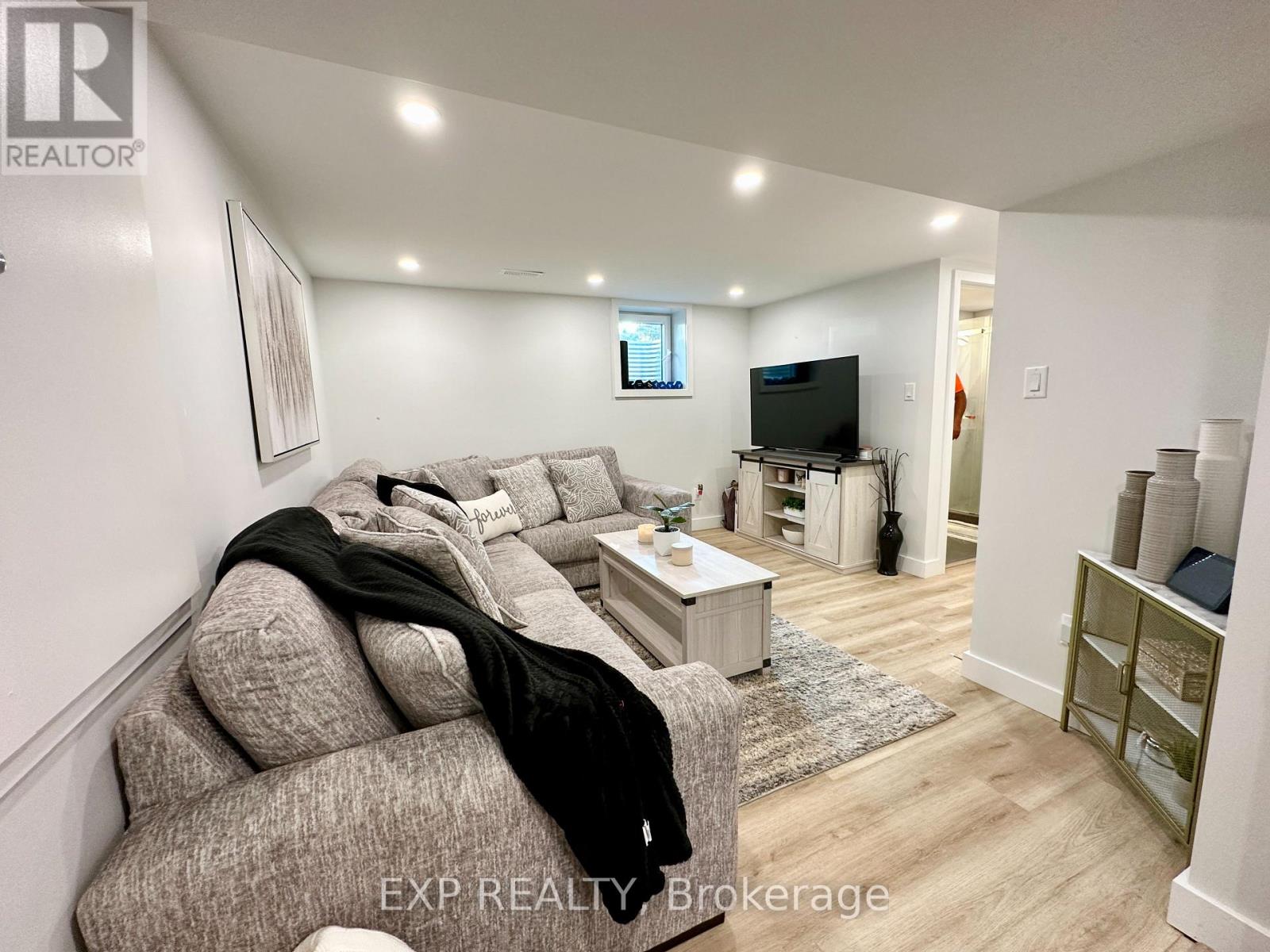 44 Sherry Lane, Ottawa, Ontario  K2G 3L8 - Photo 20 - X12509028