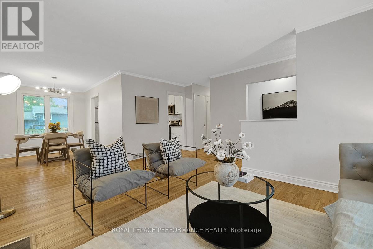 741 Eastvale Drive, Ottawa, Ontario  K1J 6Z8 - Photo 11 - X12509050