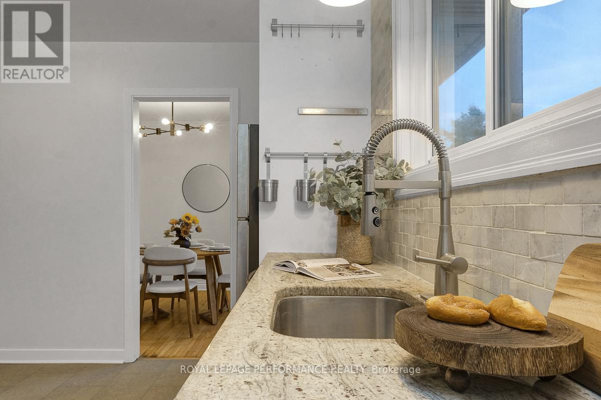 741 Eastvale Drive, Ottawa, Ontario  K1J 6Z8 - Photo 20 - X12509050