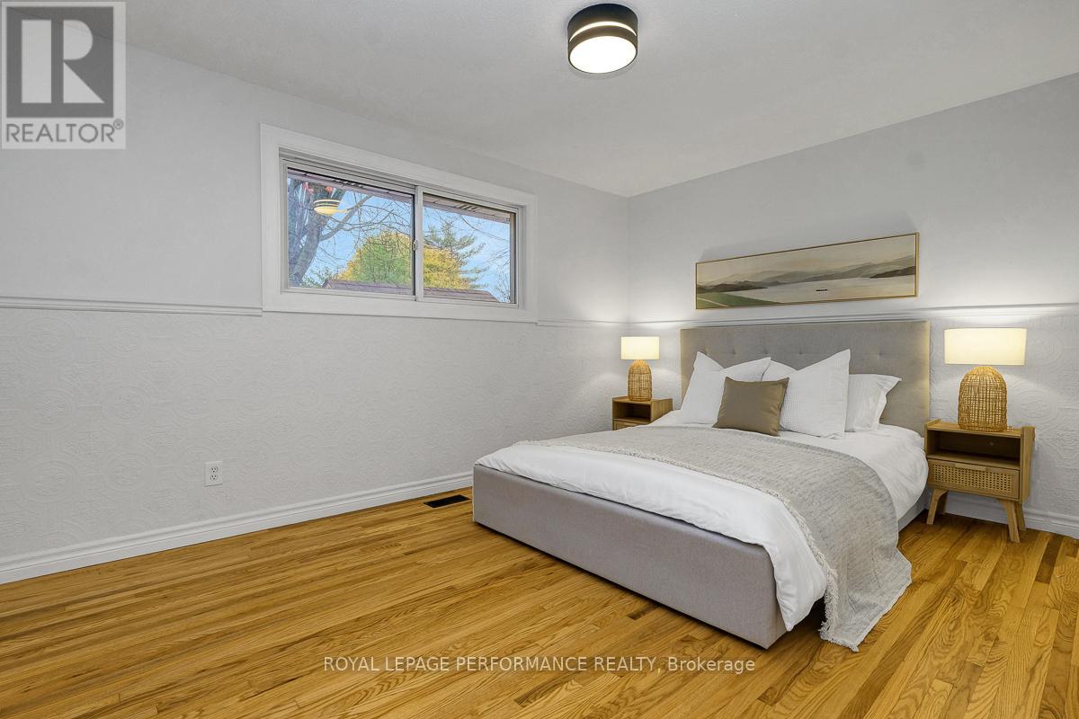 741 Eastvale Drive, Ottawa, Ontario  K1J 6Z8 - Photo 22 - X12509050