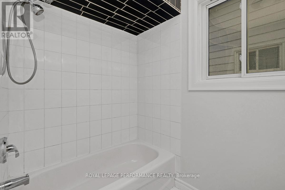 741 Eastvale Drive, Ottawa, Ontario  K1J 6Z8 - Photo 28 - X12509050