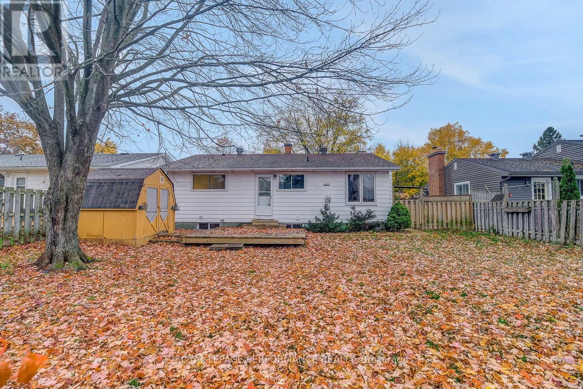 741 Eastvale Drive, Ottawa, Ontario  K1J 6Z8 - Photo 45 - X12509050