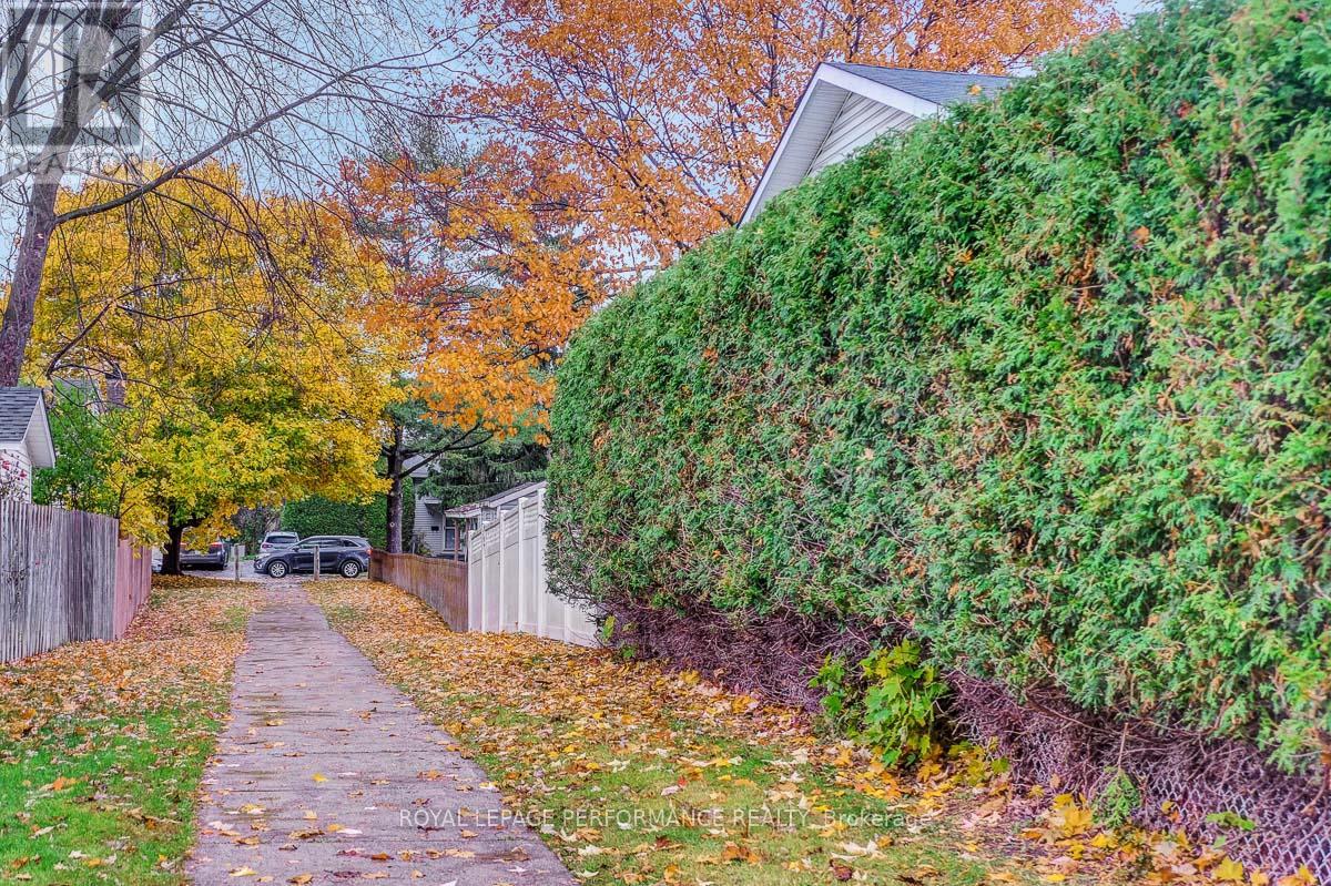 741 Eastvale Drive, Ottawa, Ontario  K1J 6Z8 - Photo 46 - X12509050