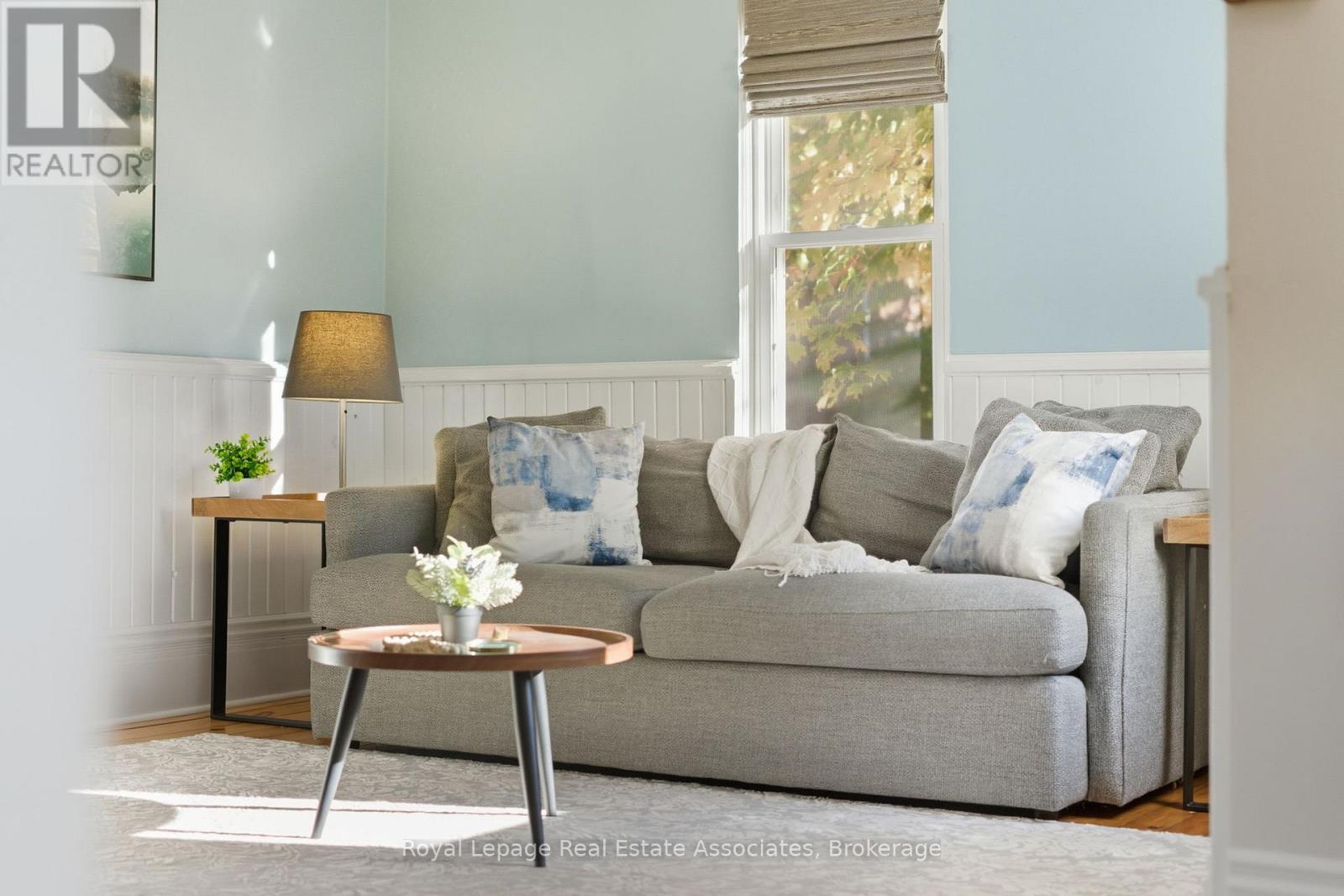 3 Shaw Avenue E, Cambridge, Ontario  N3C 1E7 - Photo 6 - X12508640