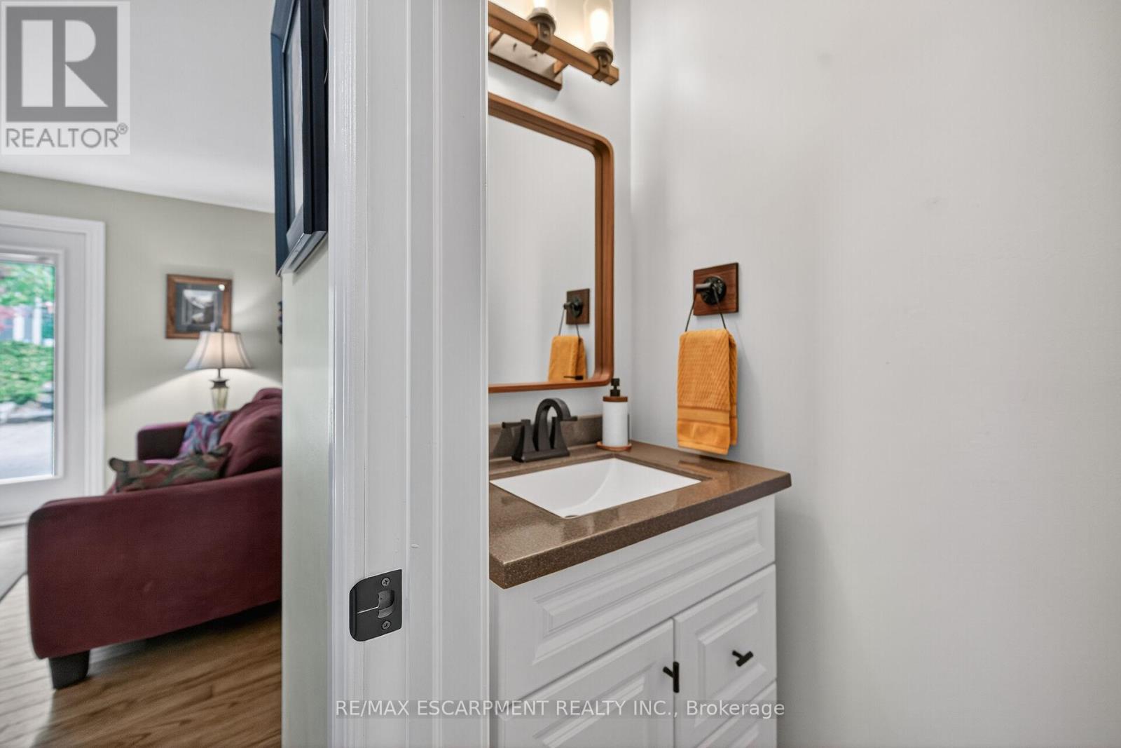 41 Balmoral Court, Haldimand, Ontario  N3W 1E6 - Photo 15 - X12508688