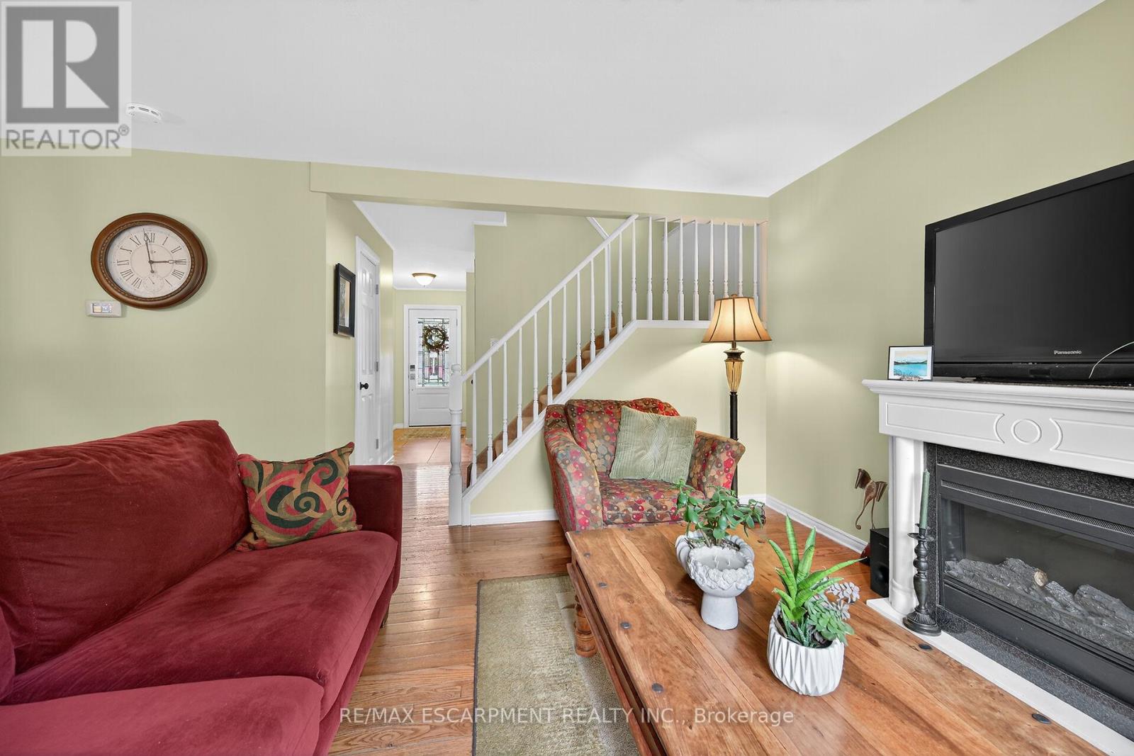 41 Balmoral Court, Haldimand, Ontario  N3W 1E6 - Photo 9 - X12508688