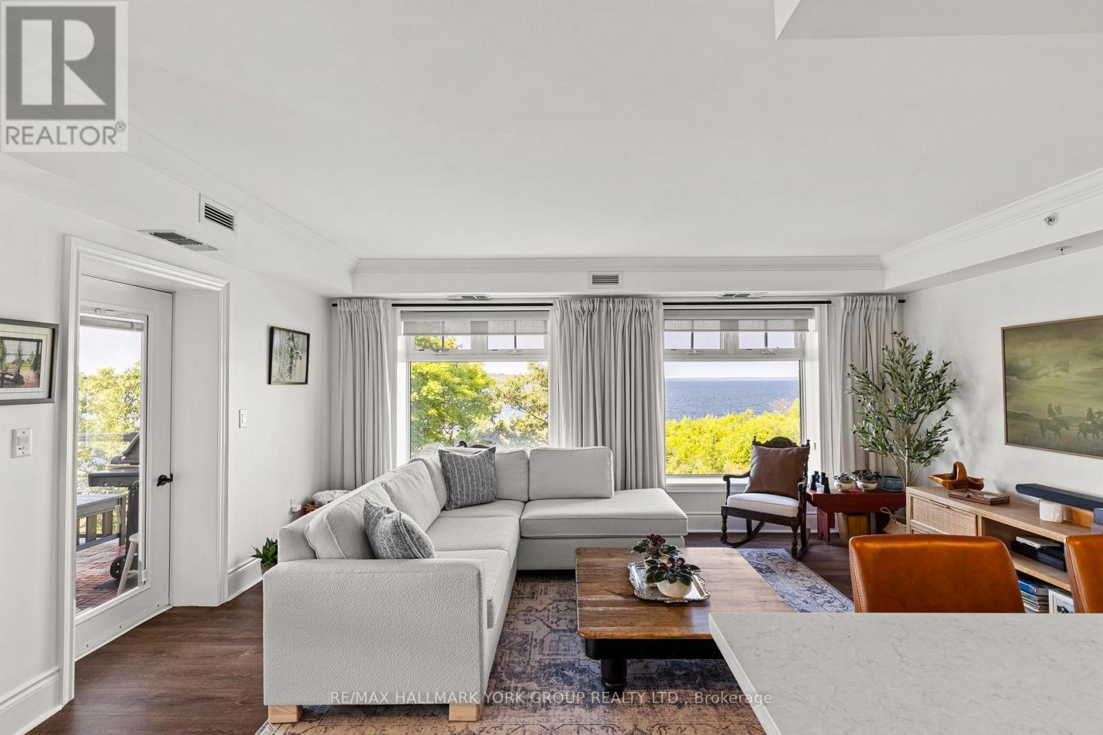 202 - 11a Salt Dock Road, Parry Sound, Ontario  P2A 3B6 - Photo 14 - X12508778