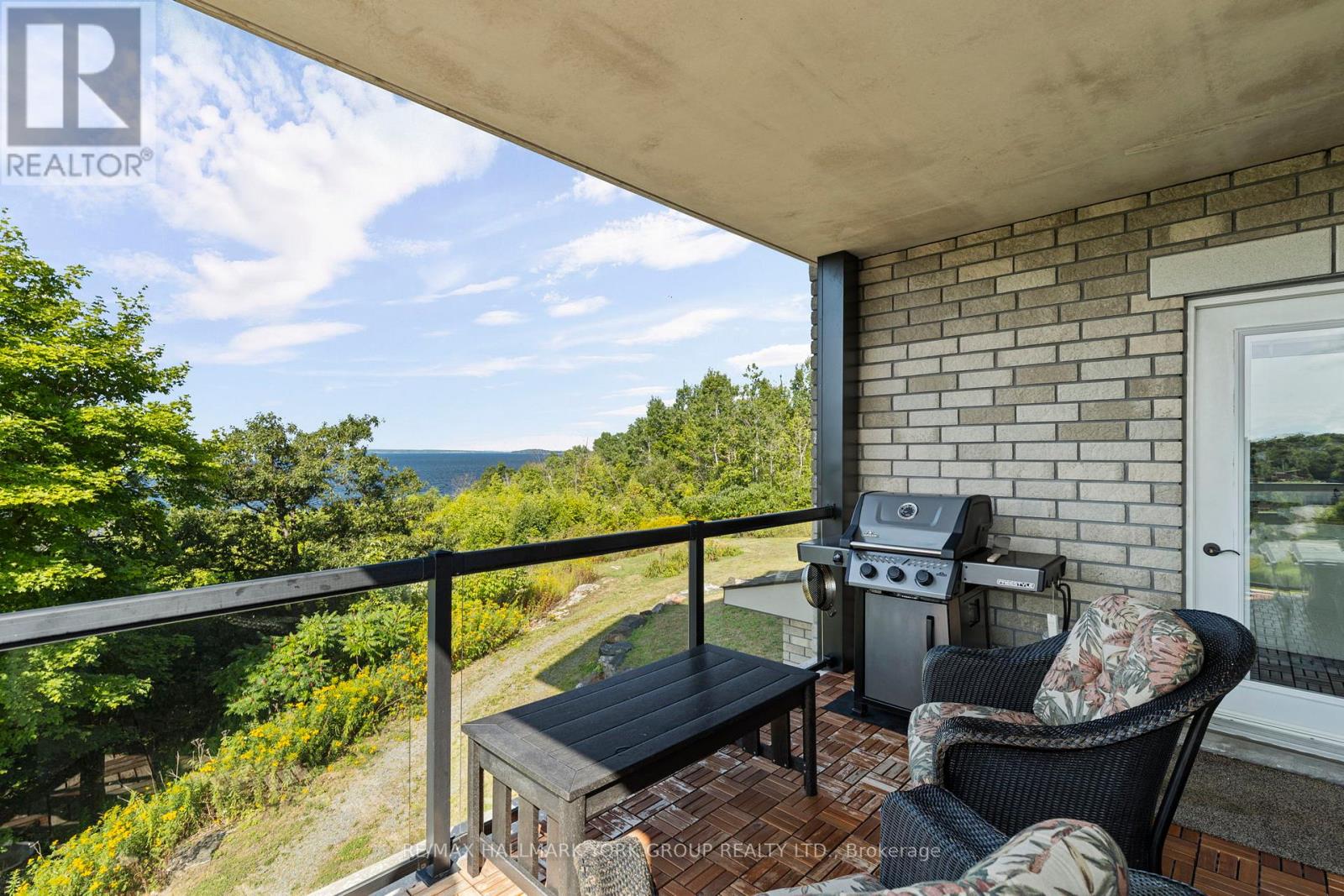 202 - 11a Salt Dock Road, Parry Sound, Ontario  P2A 3B6 - Photo 18 - X12508778