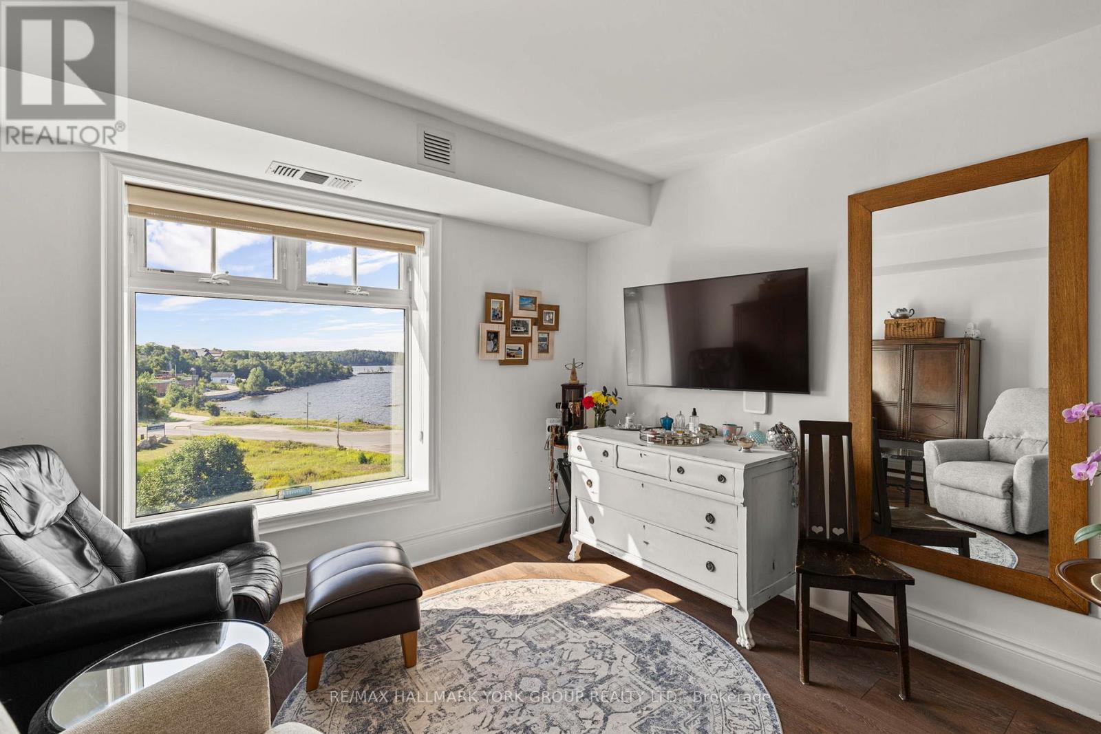 202 - 11a Salt Dock Road, Parry Sound, Ontario  P2A 3B6 - Photo 25 - X12508778