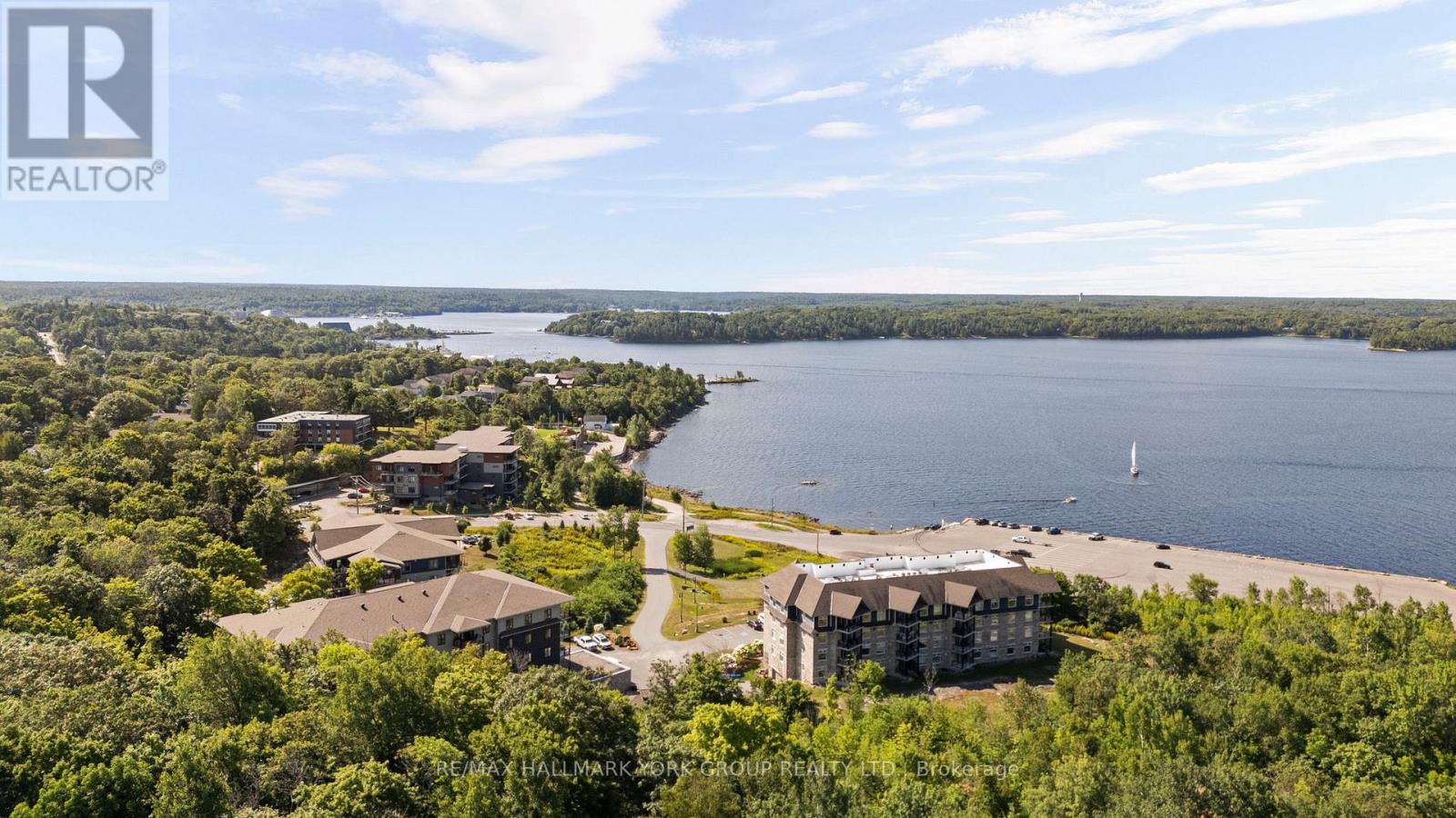 202 - 11a Salt Dock Road, Parry Sound, Ontario  P2A 3B6 - Photo 3 - X12508778