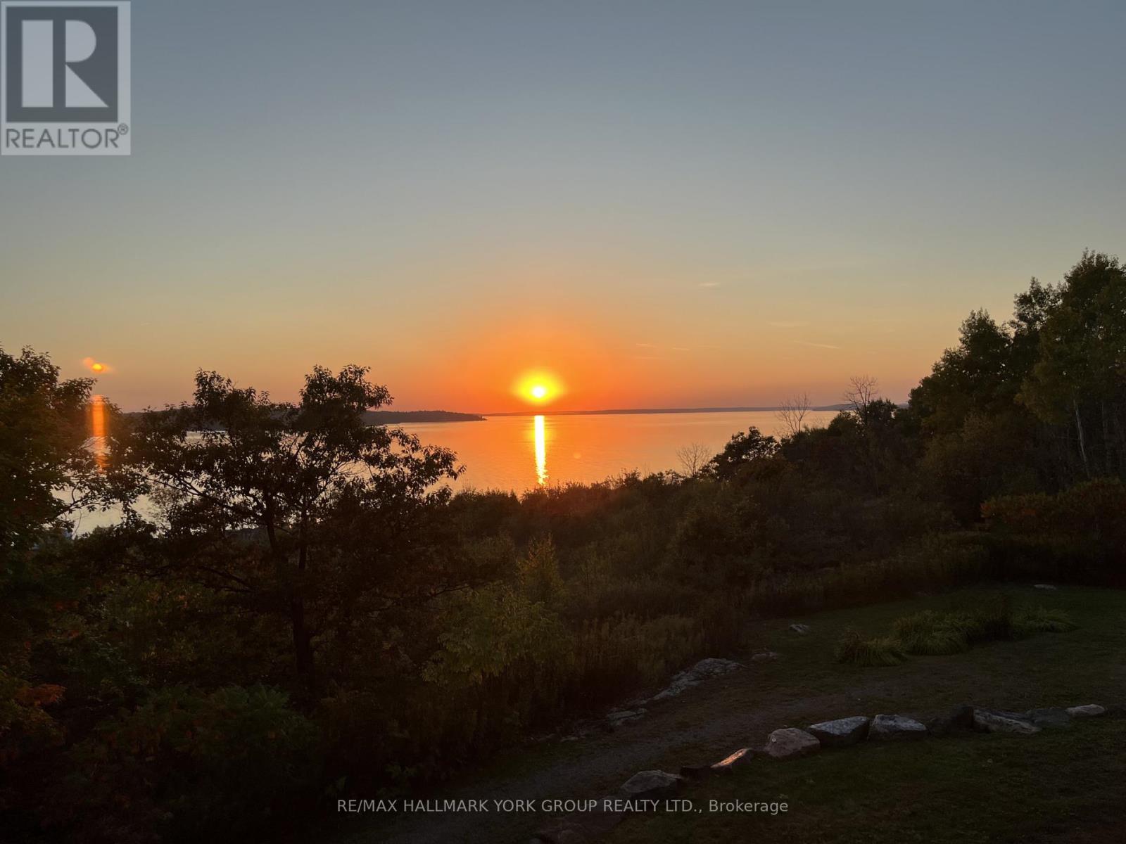 202 - 11a Salt Dock Road, Parry Sound, Ontario  P2A 3B6 - Photo 33 - X12508778