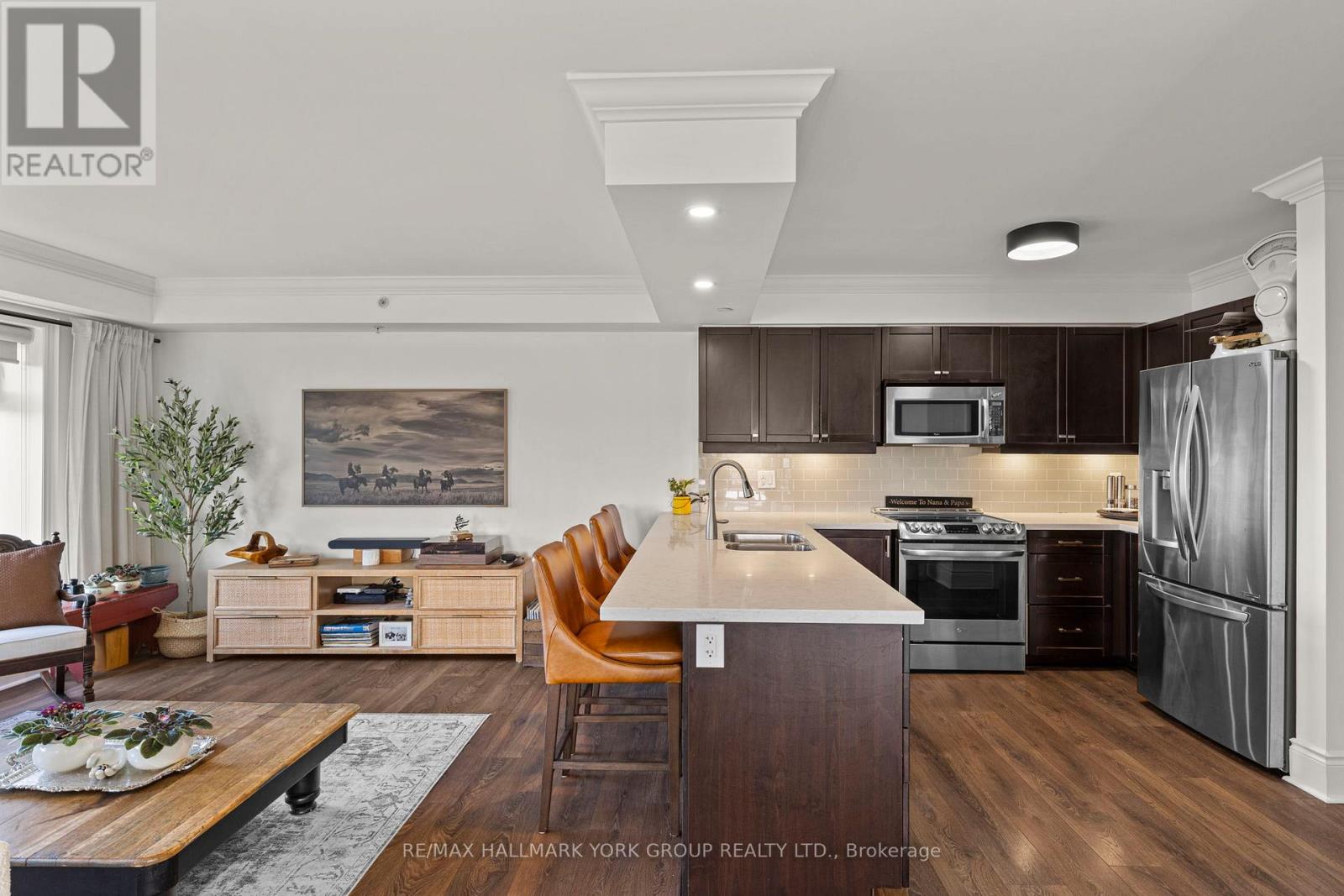 202 - 11a Salt Dock Road, Parry Sound, Ontario  P2A 3B6 - Photo 6 - X12508778