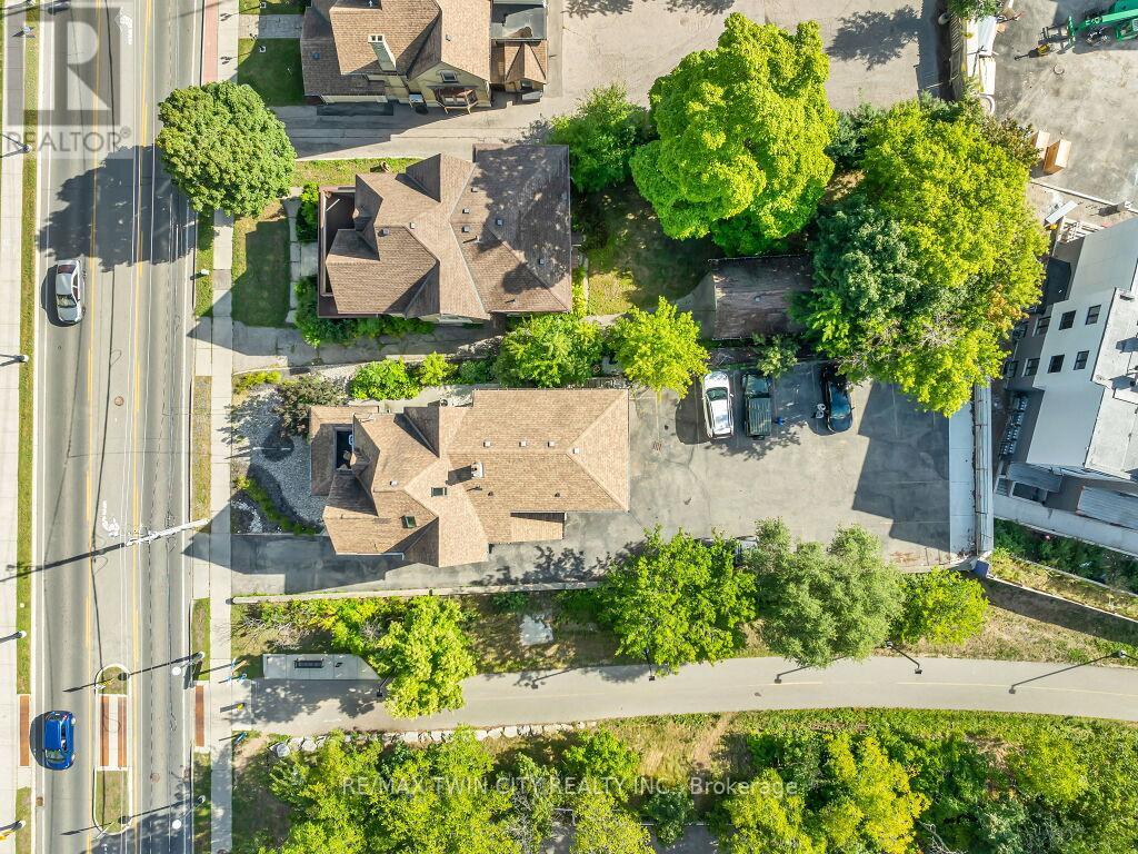 561 Queen Street S, Kitchener, Ontario  N2G 1W9 - Photo 35 - X12508822