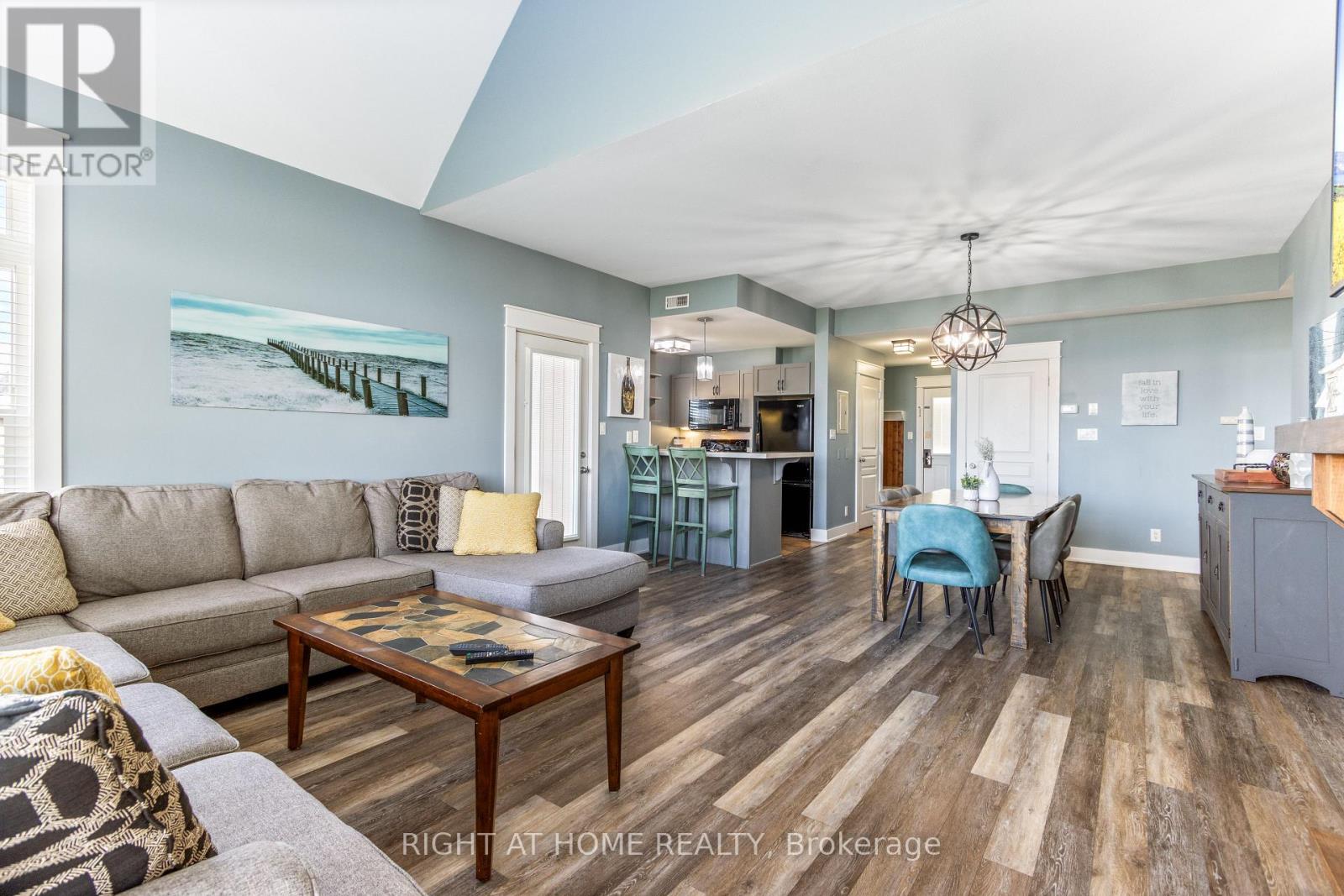 229 - 130 Fairway Court, Blue Mountains, Ontario  N3W 1Y1 - Photo 14 - X12508834