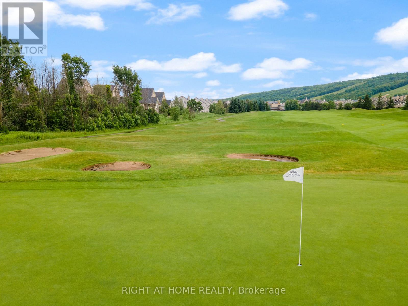 229 - 130 Fairway Court, Blue Mountains, Ontario  N3W 1Y1 - Photo 45 - X12508834