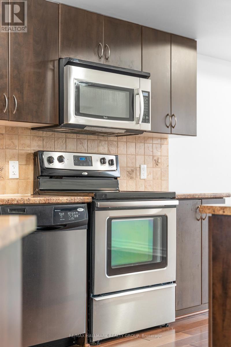 736b Chapman Mills Drive, Ottawa, Ontario  K2J 3V2 - Photo 25 - X12454293