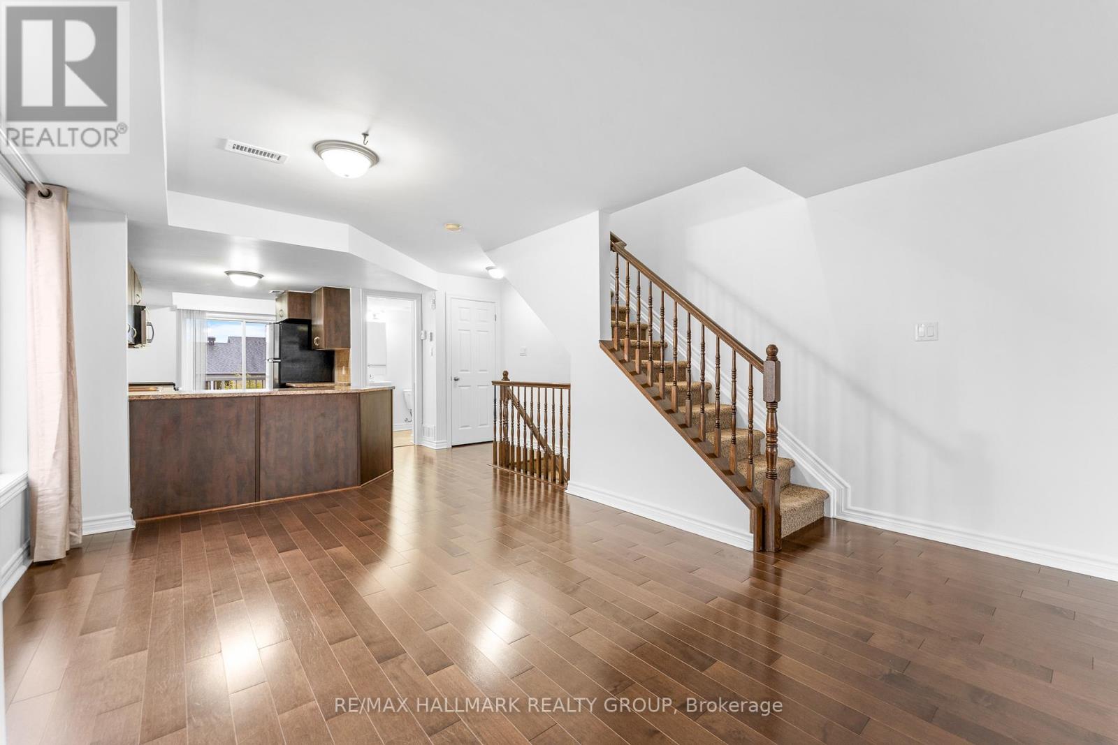 736b Chapman Mills Drive, Ottawa, Ontario  K2J 3V2 - Photo 6 - X12454293