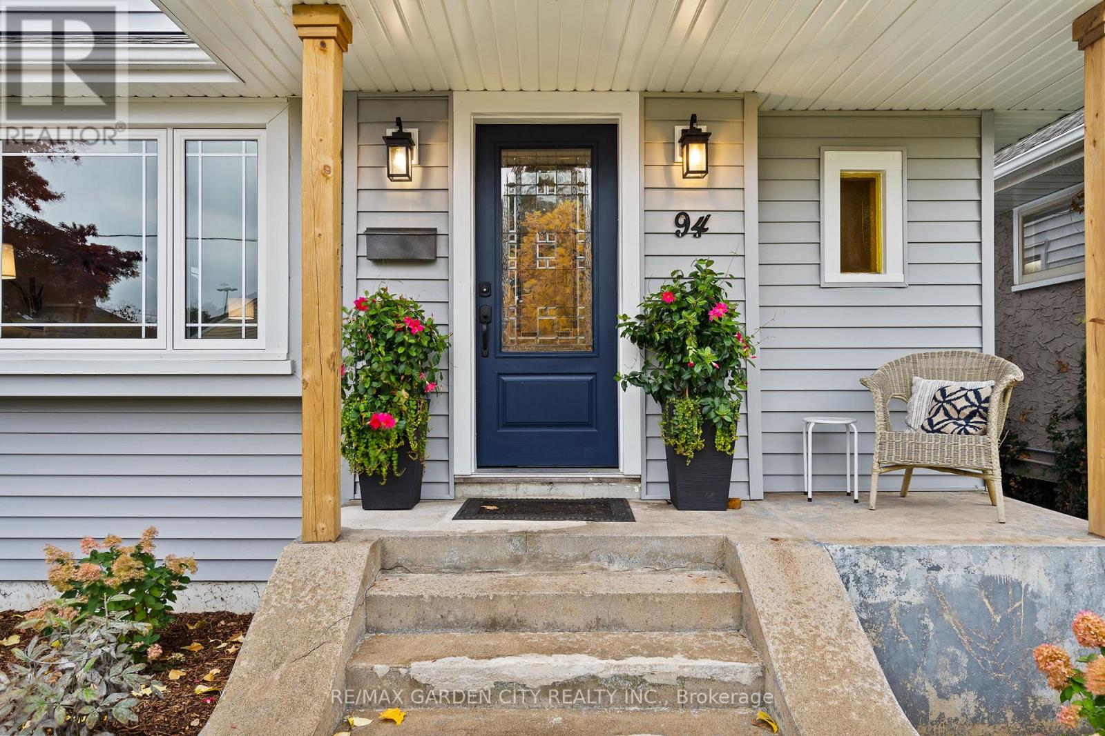 94 St Patrick Street, St. Catharines, Ontario  L2R 1K5 - Photo 6 - X12508930