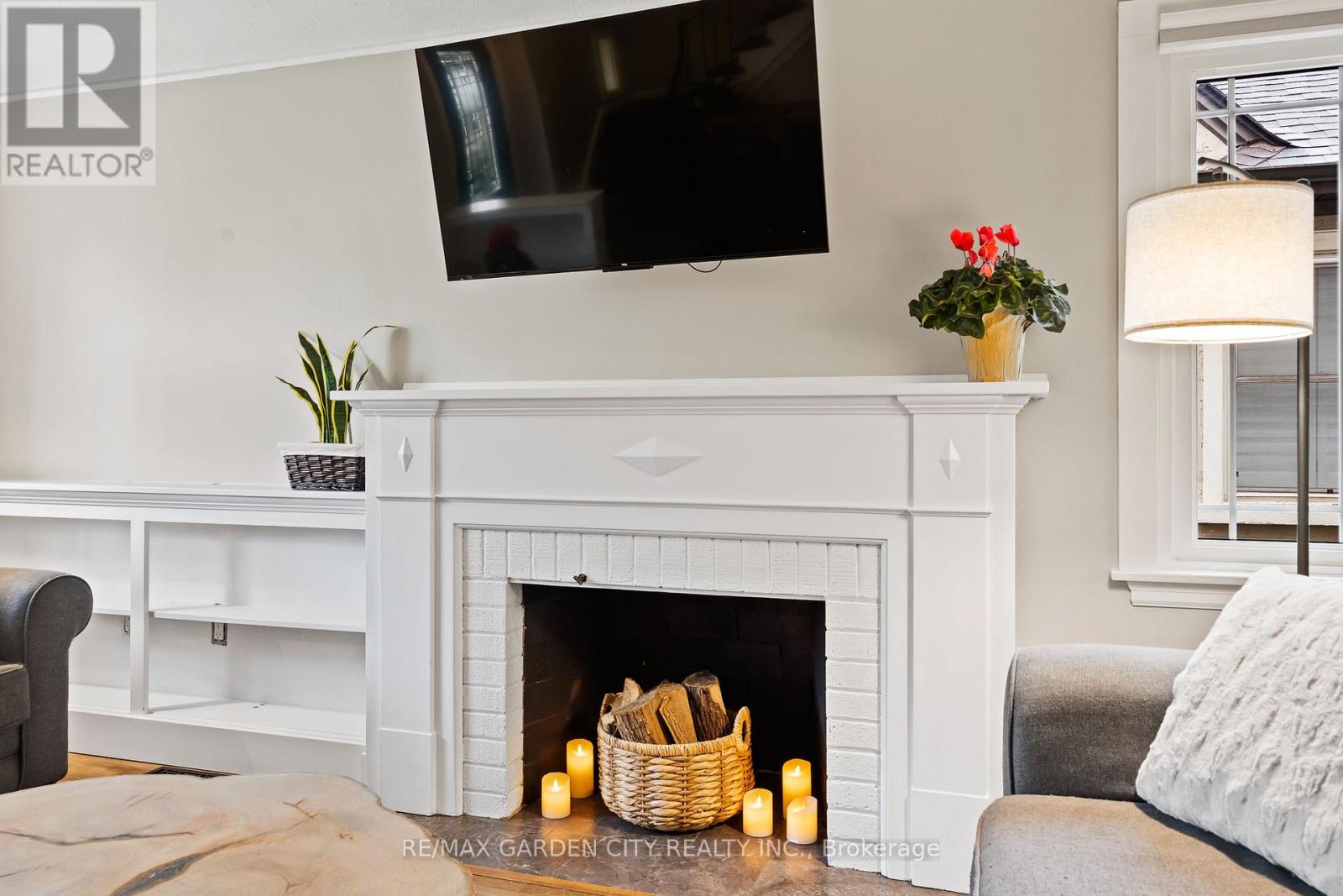 94 St Patrick Street, St. Catharines, Ontario  L2R 1K5 - Photo 9 - X12508930