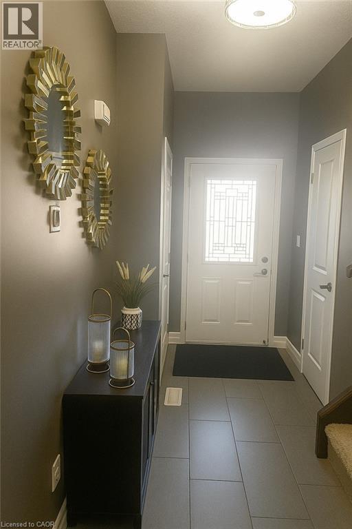 960 Bianca Court Unit# Upper, Kitchener, Ontario  N2R 0A5 - Photo 2 - 40785400