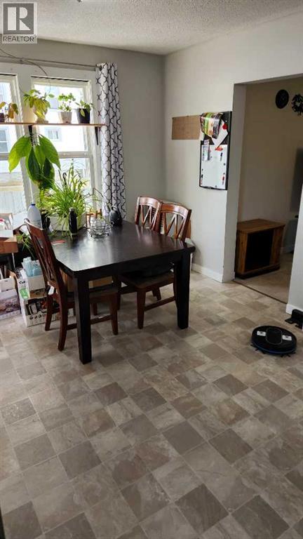 723 9 Avenue S, Lethbridge, Alberta  T1J 1T3 - Photo 12 - A2268048