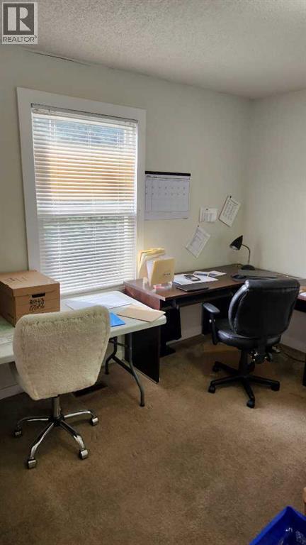 723 9 Avenue S, Lethbridge, Alberta  T1J 1T3 - Photo 11 - A2268048