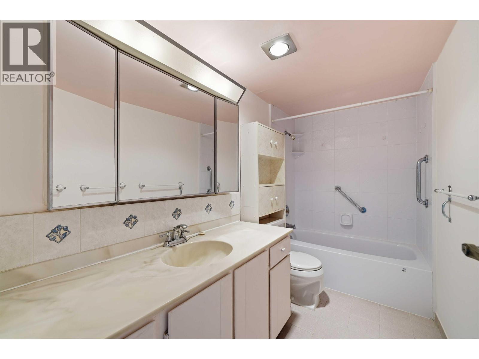 215 3150 Prince Edward Street, Vancouver, British Columbia  V5T 3N6 - Photo 15 - R3064548